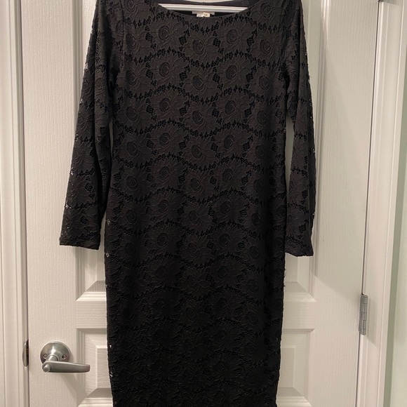 Ingrid & Isabel Boatneck Black Lace Maternity Dres - Picture 2 of 5